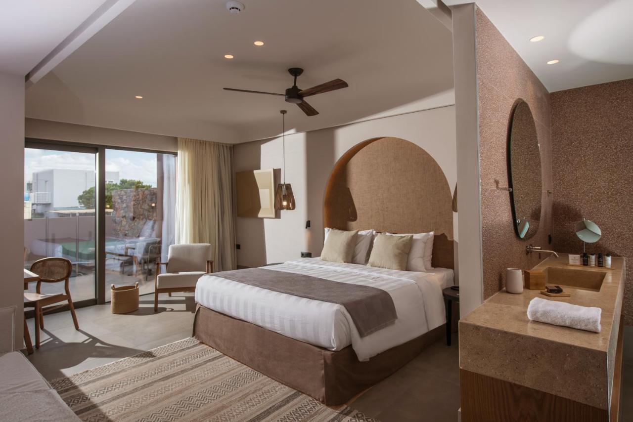 Paralos Venus Suites Adults Only Hersonissos  Bagian luar foto