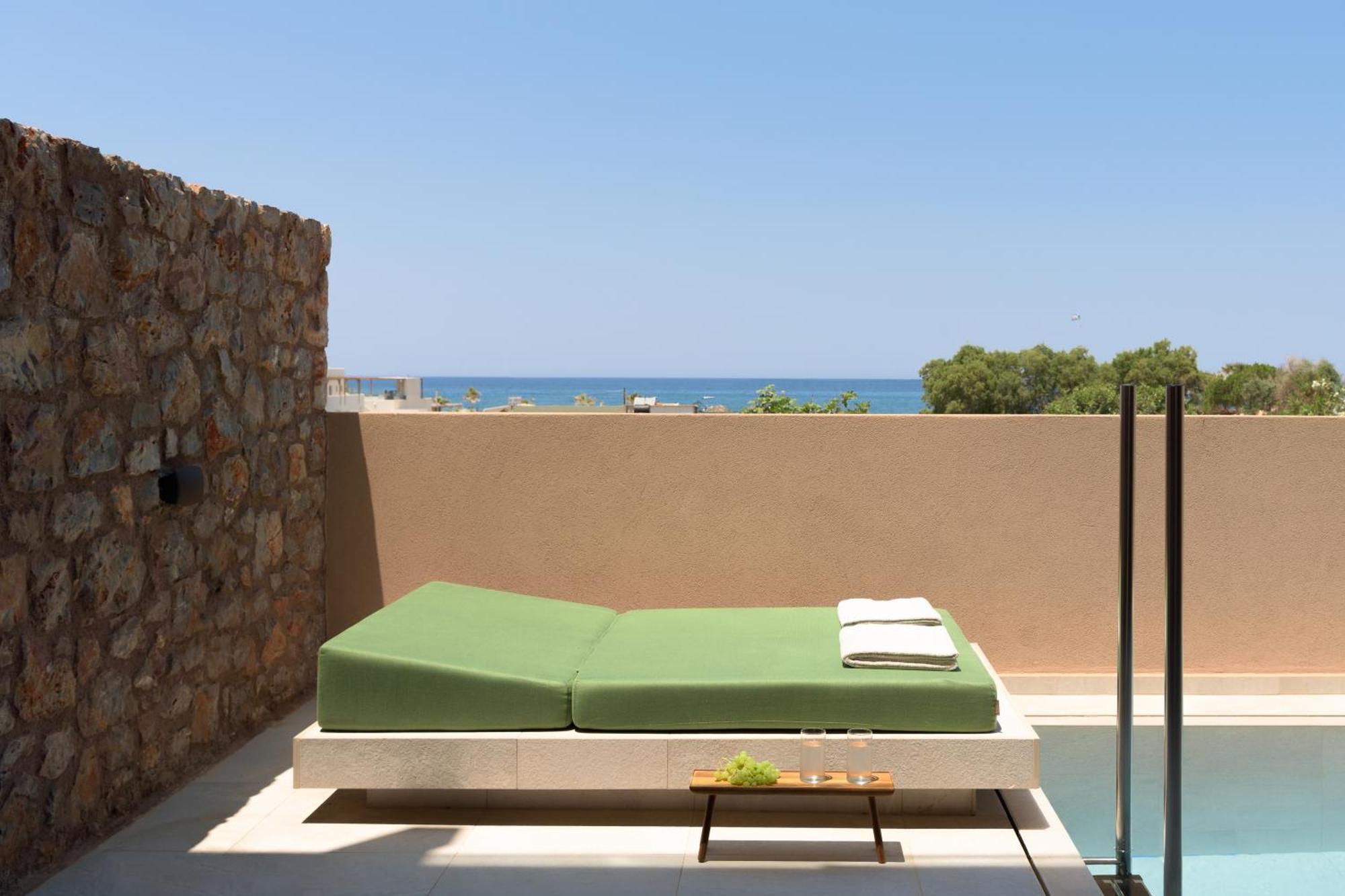 Paralos Venus Suites Adults Only Hersonissos  Bagian luar foto