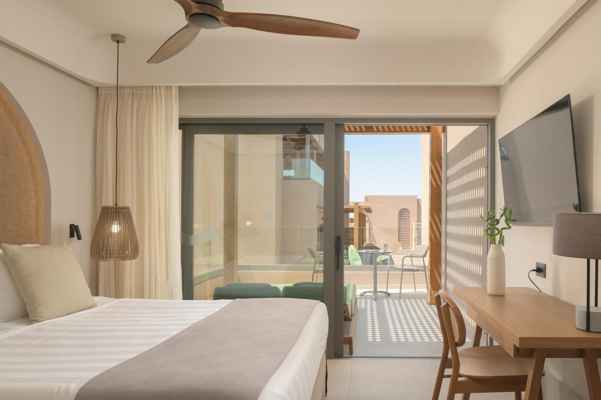 Paralos Venus Suites Adults Only Hersonissos  Bagian luar foto