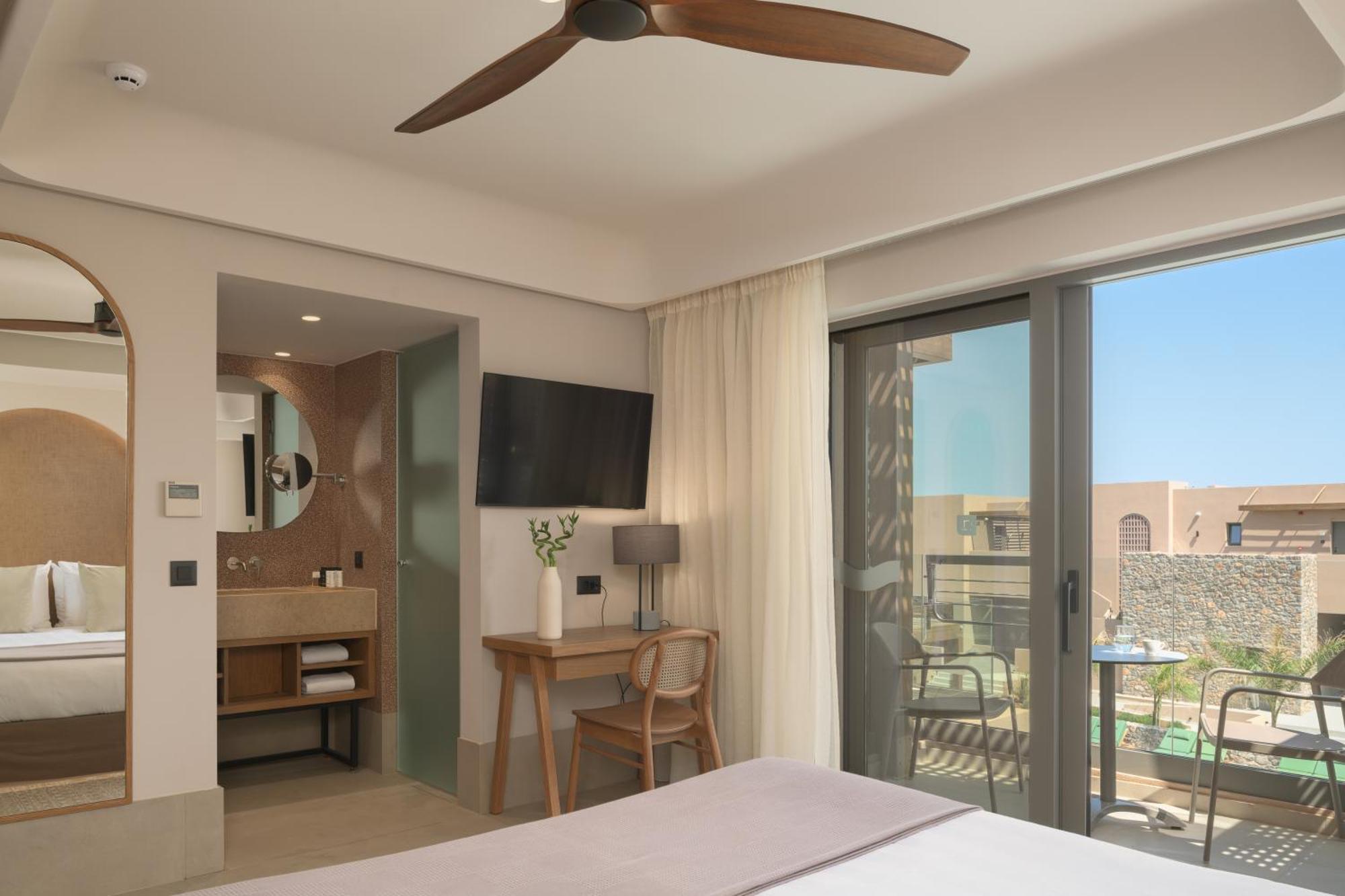 Paralos Venus Suites Adults Only Hersonissos  Bagian luar foto