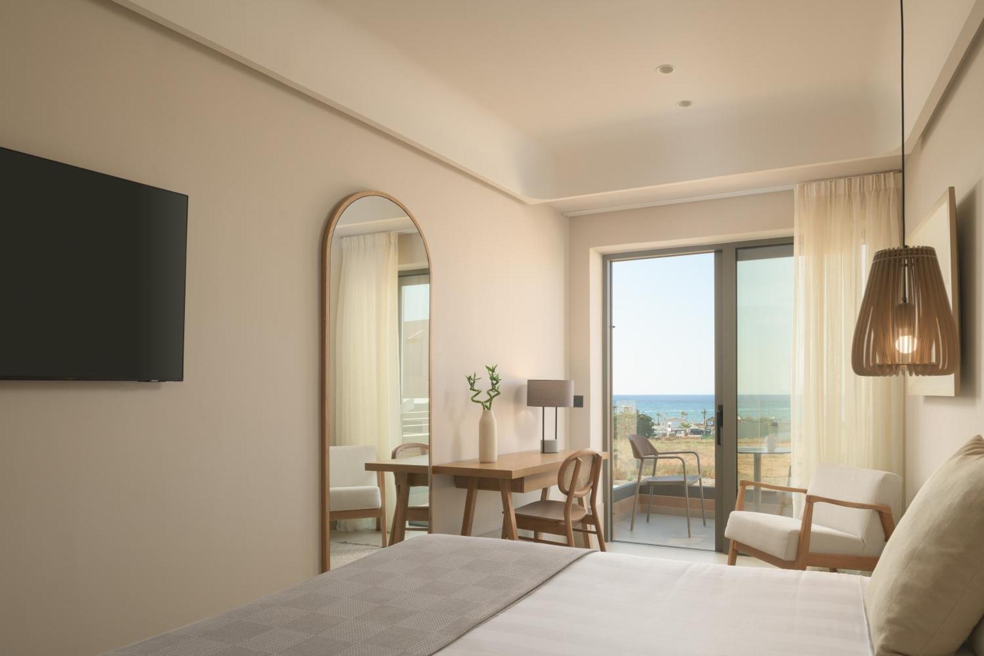 Paralos Venus Suites Adults Only Hersonissos  Bagian luar foto